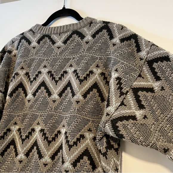Vintage Knit Grandpa Sweater - Picture 8 of 12
